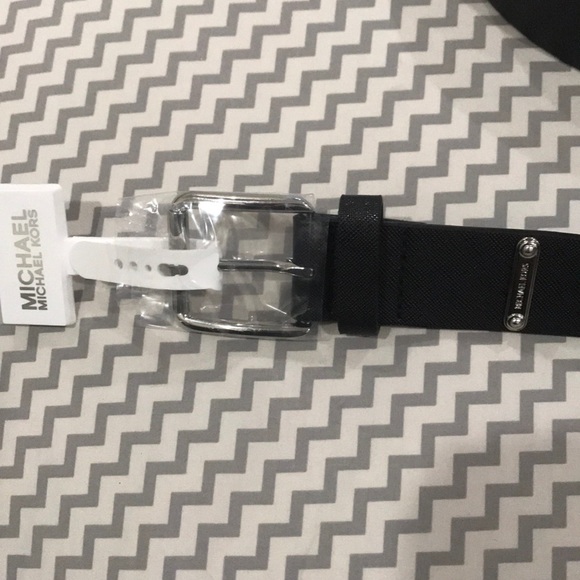 Michael Kors Black belt - Picture 2 of 4